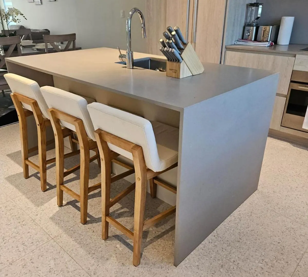 Apartment Zen Den at Love Beach, Westend Gated Community Nassau